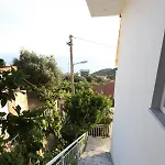 Ξενοδοχείο με διαμερίσματα Riza Veliu