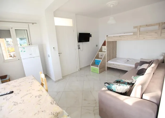 Aparthotel Riza Veliu